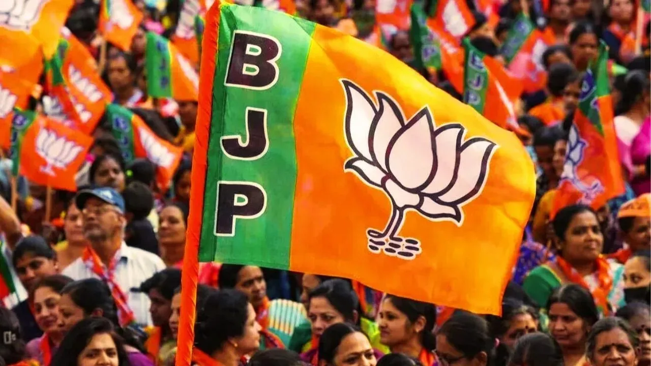 ২৬-এর আগে সদর দপ্তর বদলের প্রস্তুতি বঙ্গ বিজেপির! নতুন দফতরে হেলিপ্যাডের খোঁজ - West Bengal News 24 ২৬-এর আগে সদর দপ্তর বদলের প্রস্তুতি বঙ্গ বিজেপির! নতুন দফতরে হেলিপ্যাডের খোঁজ - West Bengal News 24