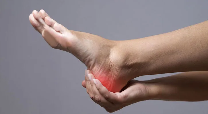 হাঁটতে কষ্ট, পায়ের পাতার ব্যথা দূর হবে যে ব্যায়ামে - West Bengal News 24