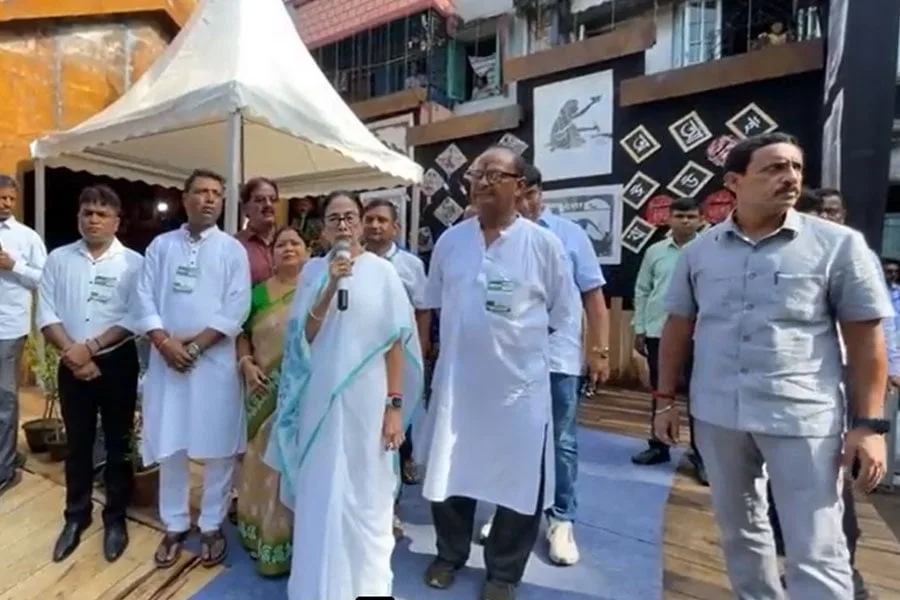 ২ লক্ষ টাকা ক্ষতিপূরণ, চাকরির আশ্বাস! দুর্ঘটনায় মৃতদের পরিবারের পাশে দাঁড়ালেন মুখ্যমন্ত্রী মমতা - West Bengal News 24