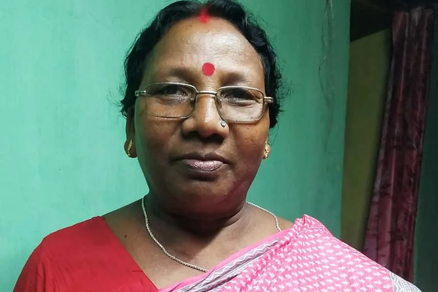 অতিরিক্ত কাজের ‘চাপ’, এনুমারেশন ফর্ম বিলি করতে গিয়ে প্রাণ গেল বিএলও-র - West Bengal News 24 অতিরিক্ত কাজের ‘চাপ’, এনুমারেশন ফর্ম বিলি করতে গিয়ে প্রাণ গেল বিএলও-র - West Bengal News 24