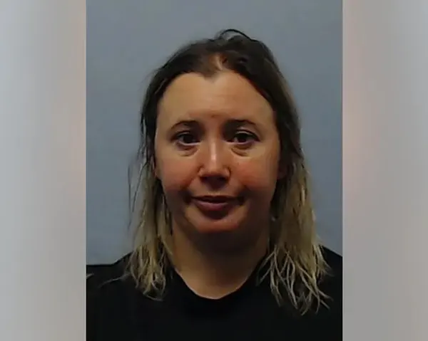 ছাত্রের সঙ্গে যৌন সম্পর্ক স্থাপন করে ধরা খেলেন শিক্ষিকা - West Bengal News 24 ছাত্রের সঙ্গে যৌন সম্পর্ক স্থাপন করে ধরা খেলেন শিক্ষিকা - West Bengal News 24