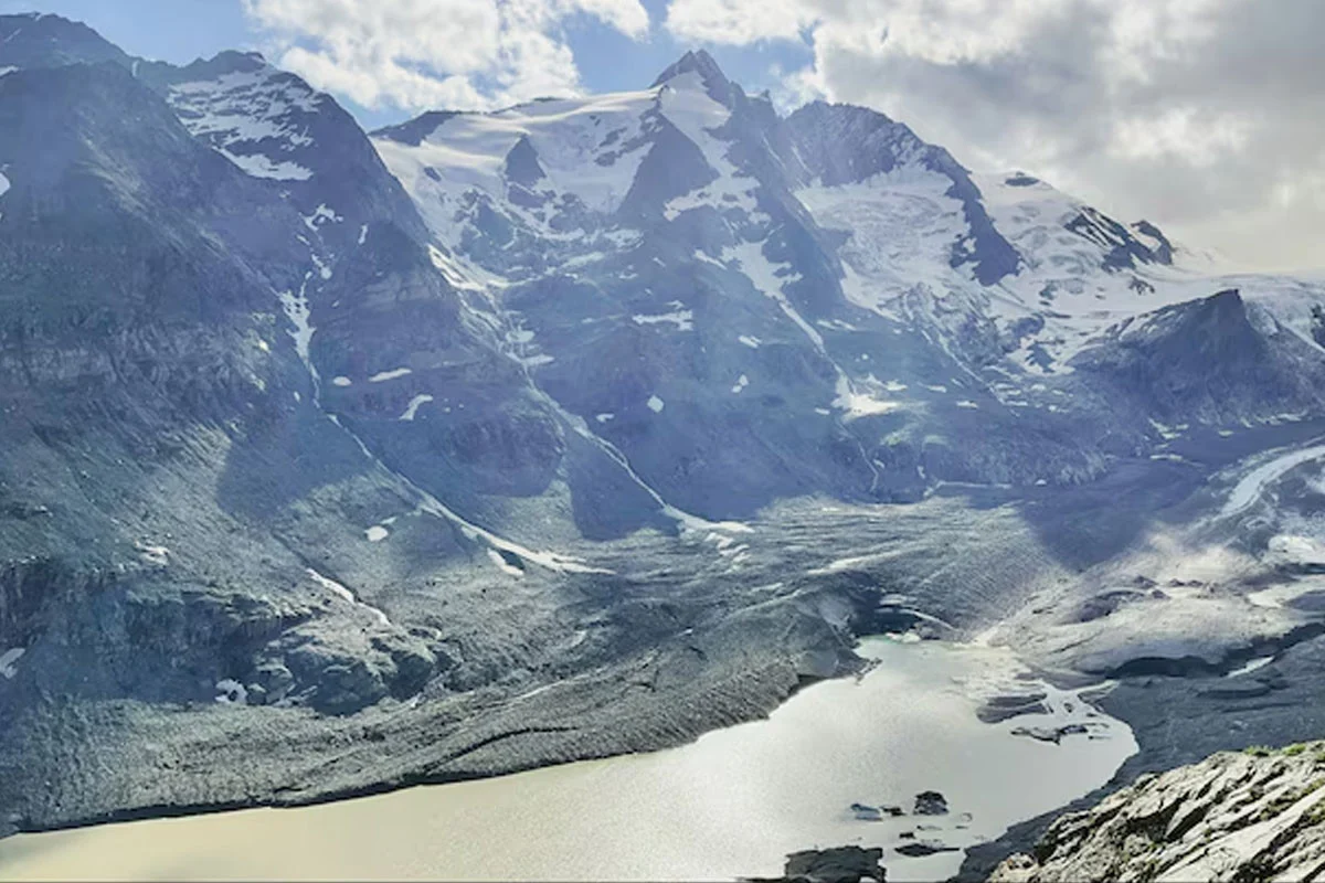 প্রেমিকাকে পাহাড়ে ফেলে যান প্রেমিক, অতঃপর… - West Bengal News 24