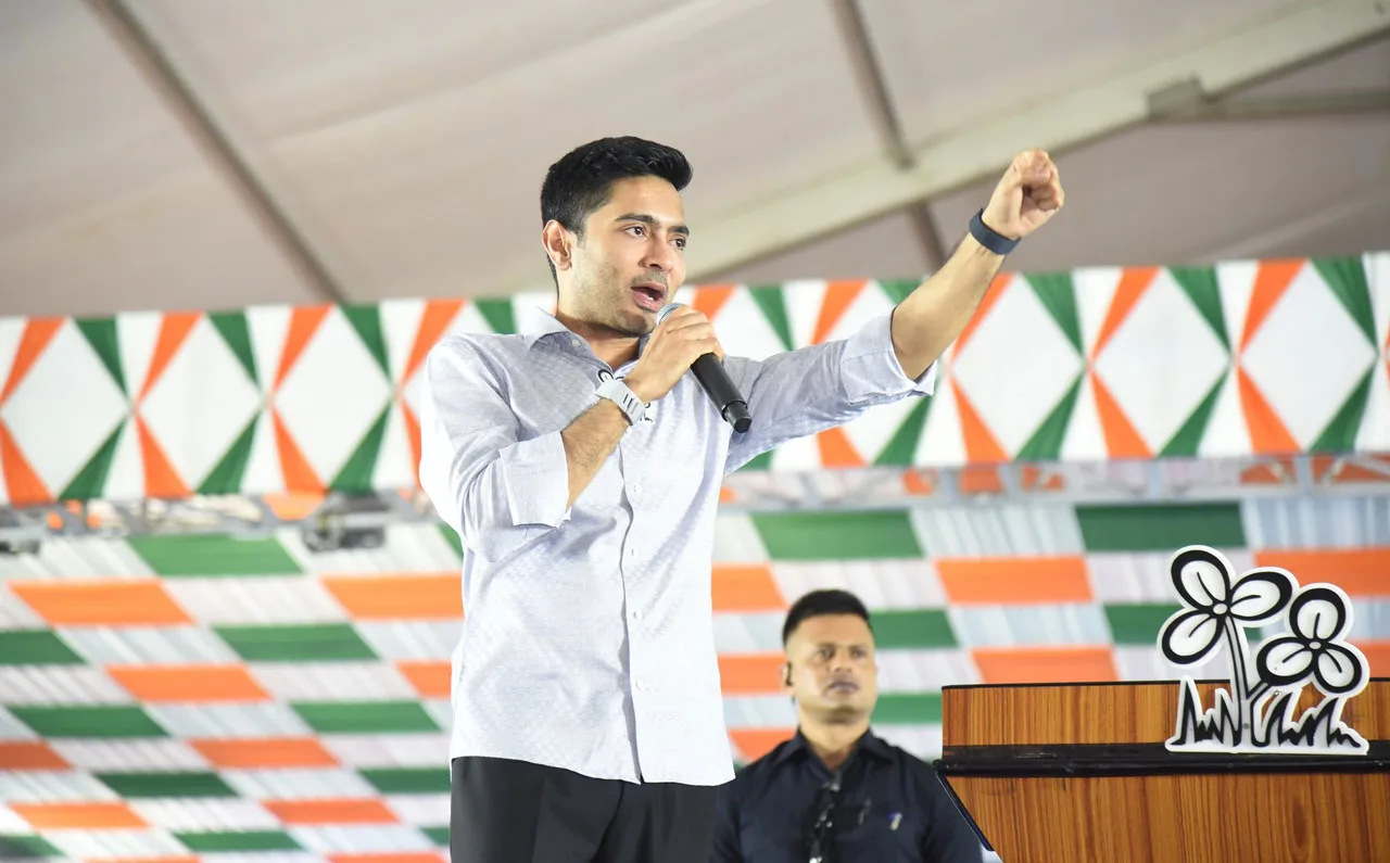 অভিষেকের মন্তব্য ঘিরে বিতর্ক, নির্বাচন কমিশনে অভিযোগ জানাল বিজেপি - West Bengal News 24