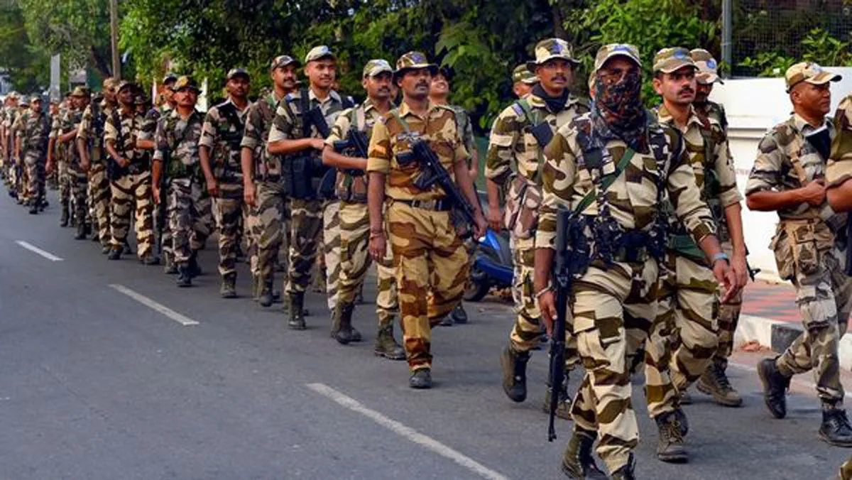ভোটের মুখে কড়া নিরাপত্তা! বাংলায় আরও ১৫০ কোম্পানি বাহিনী মোতায়েনের বড় সিদ্ধান্ত - West Bengal News 24